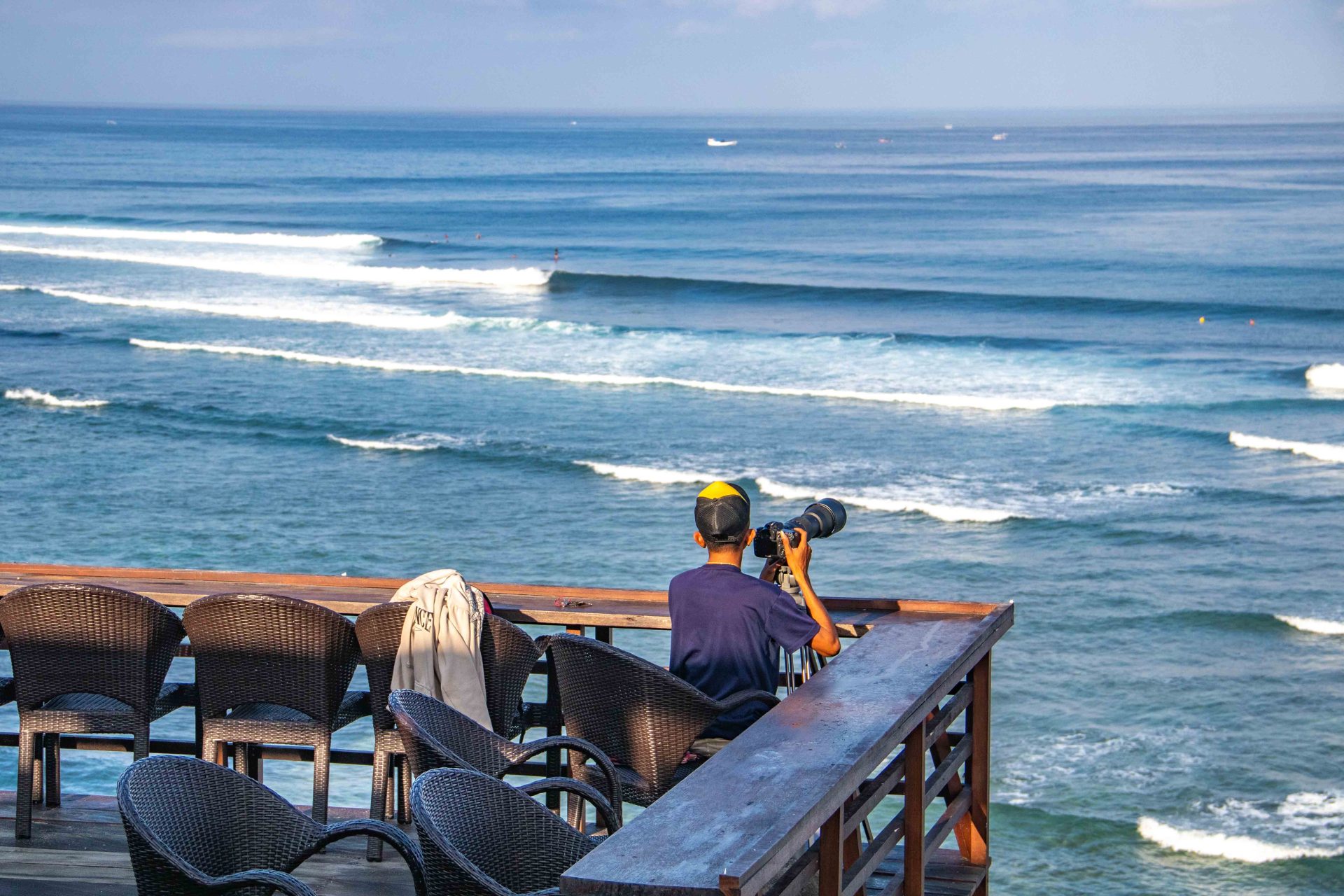 last swell at Uluwatu 🙏🏽🙌🏽 feels good to be standing in the green-room  again💯 more to come🔜 📸 @liquidbarrel